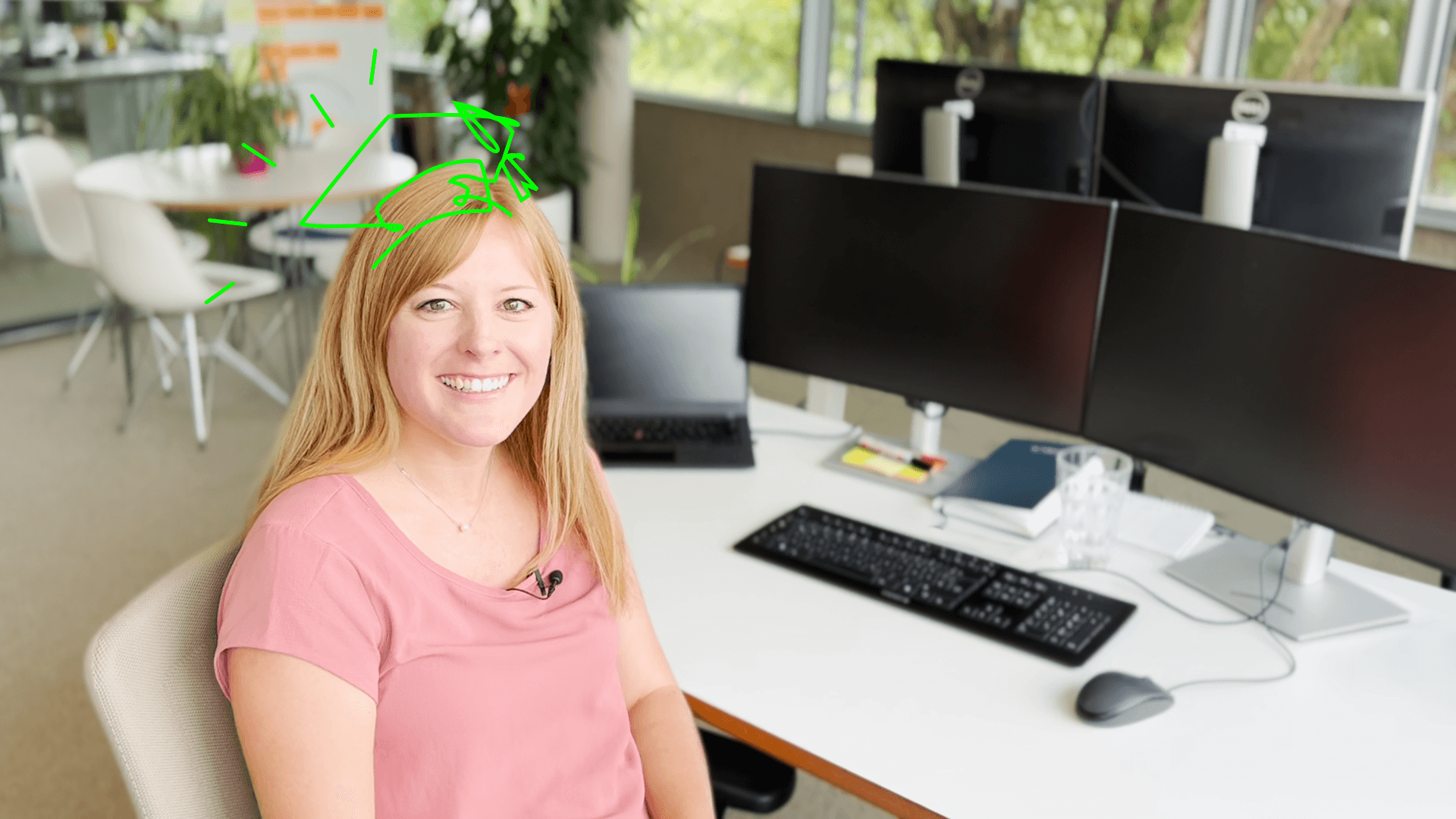 mitarbeiterin von seitenbau